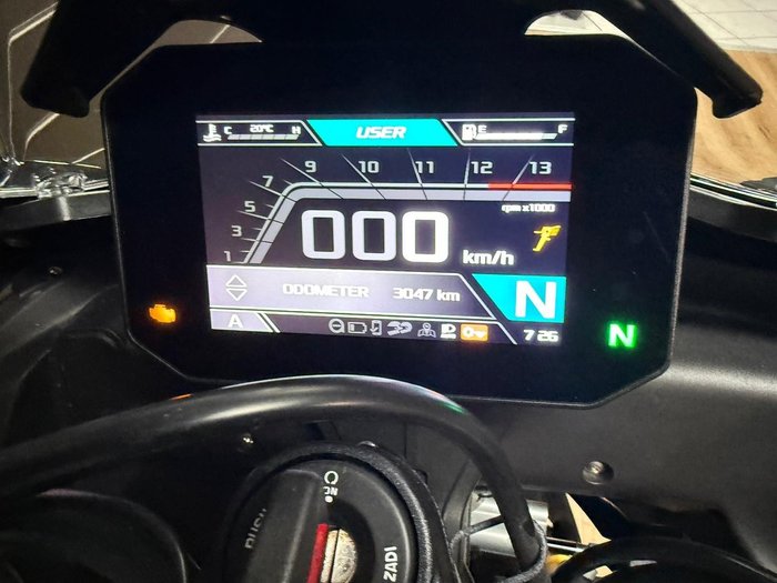 2022 APRILIA TUONO V4 FACTORY Black