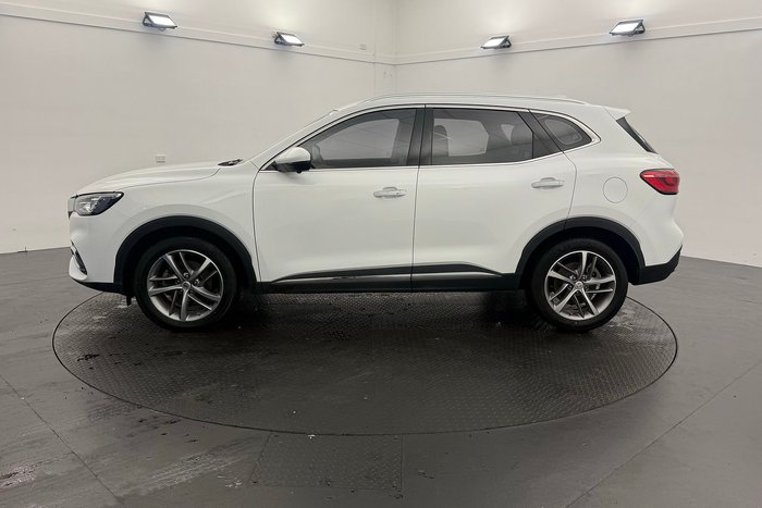 2021 MG HS Essence
