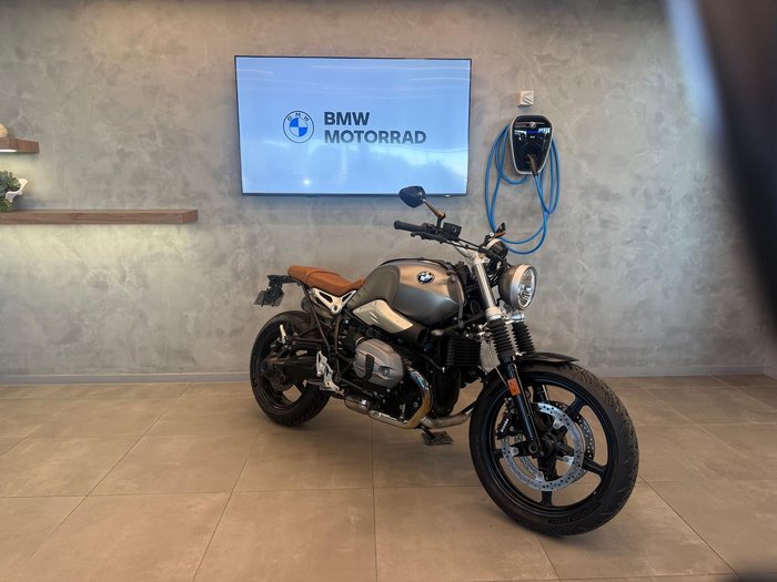 2016 BMW