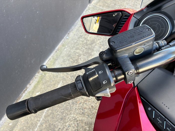 2014 Honda CTX1300A R