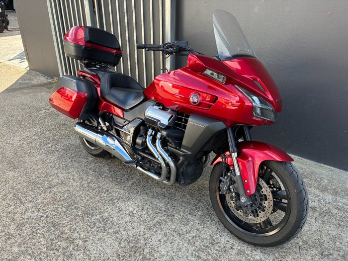 2014 Honda CTX1300A R