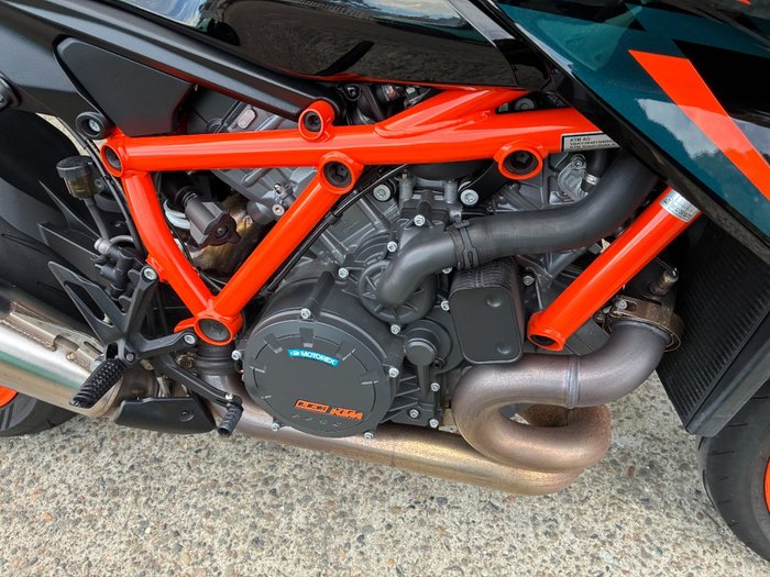 2022 Ktm 1290 SUPER DUKE R BLACK