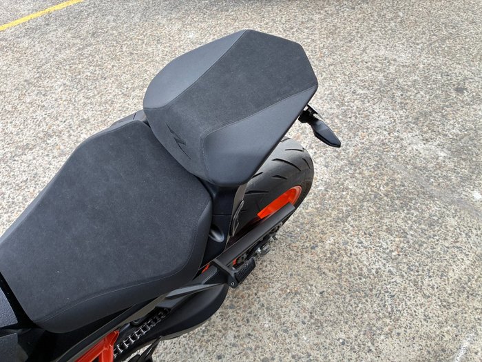 2022 Ktm 1290 SUPER DUKE R BLACK