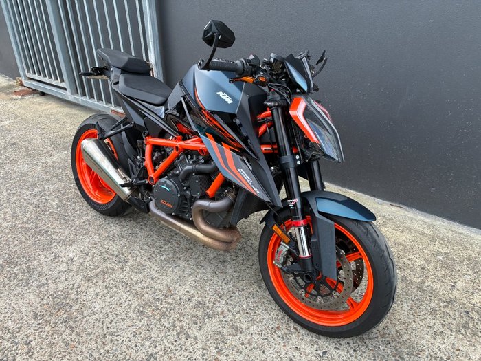 2022 Ktm 1290 SUPER DUKE R BLACK