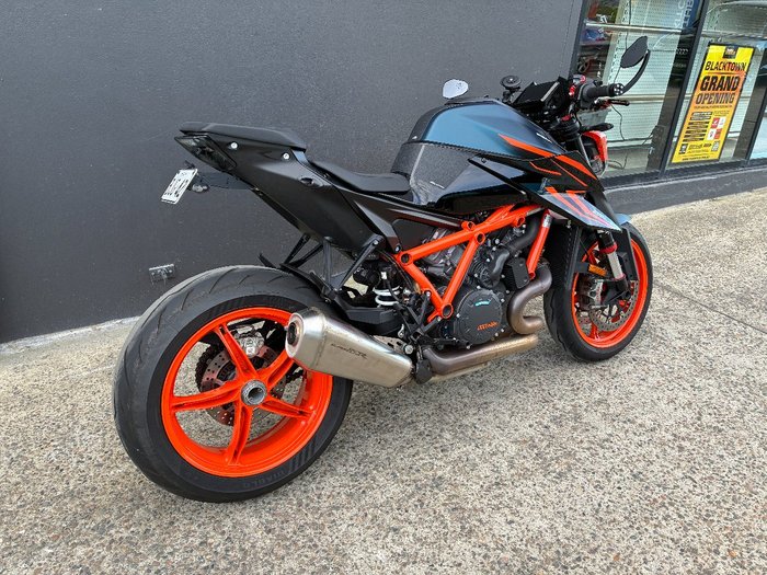 2022 Ktm 1290 SUPER DUKE R BLACK