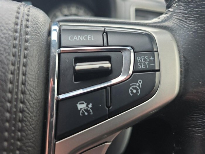 2020 Mitsubishi Pajero Sport GLS