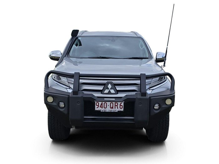 2020 Mitsubishi Pajero Sport GLS