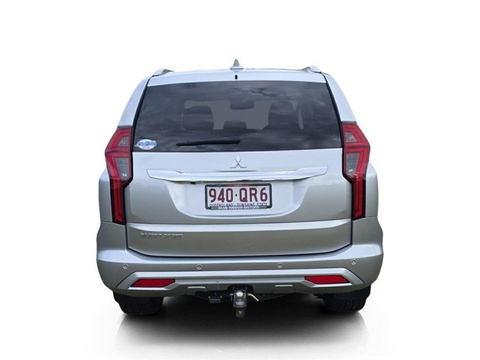 2020 Mitsubishi Pajero Sport GLS