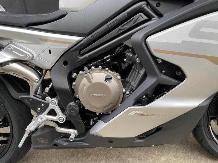 2026 CFMOTO 750SR-S SR White