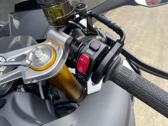 2026 CFMOTO 750SR-S SR White