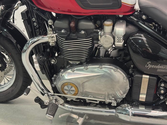 2025 Triumph Bonneville Speedmaster Speedmaster Red