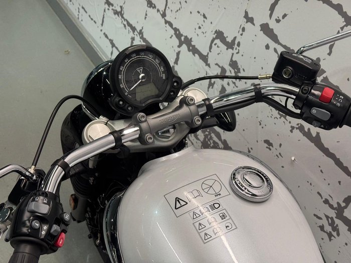2025 Triumph Bonneville Speedmaster Speedmaster Red