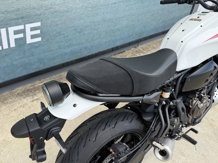 2026 Yamaha XSR700 White