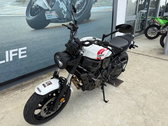 2026 Yamaha XSR700 White