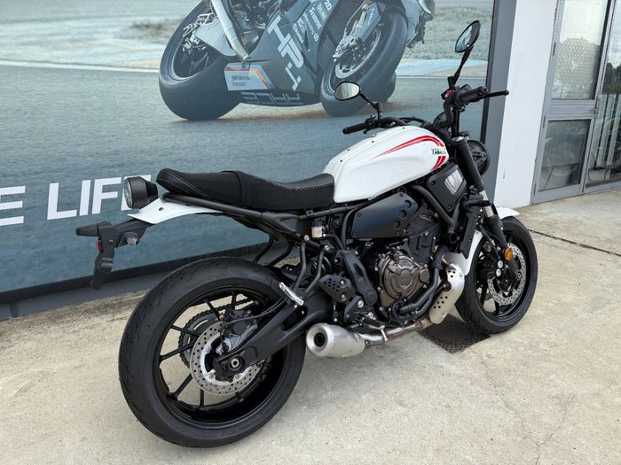 2026 Yamaha XSR700 White