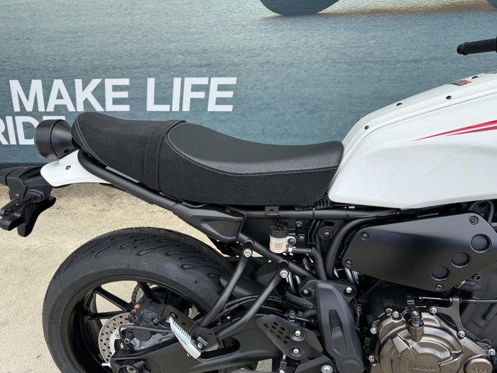 2026 Yamaha XSR700 White