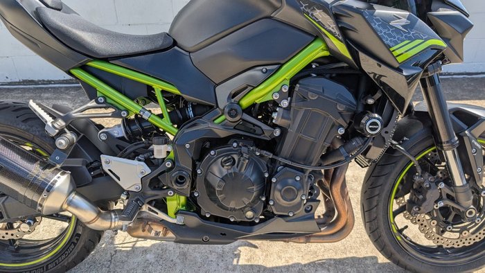 2021 Kawasaki Z900 SUPERNAKED (ZR900) Black