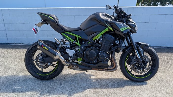 2021 Kawasaki Z900 SUPERNAKED (ZR900) Black