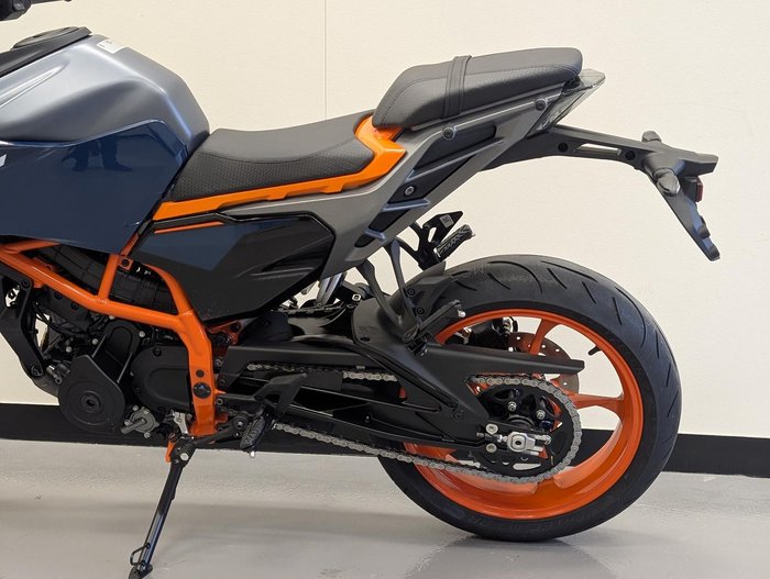 2025 KTM 390 Duke Duke Blue