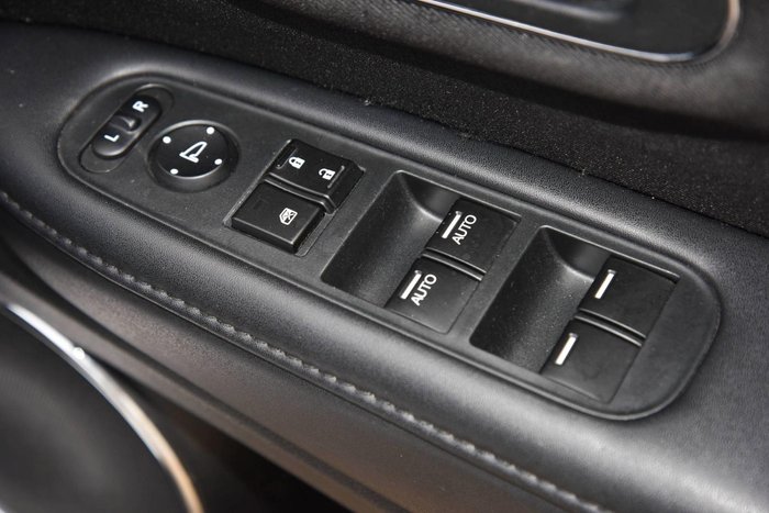 2015 Honda HR-V VTi-S