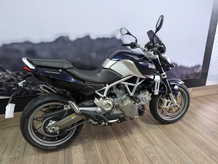 2009 APRILIA MANA 850 RED/BLACK