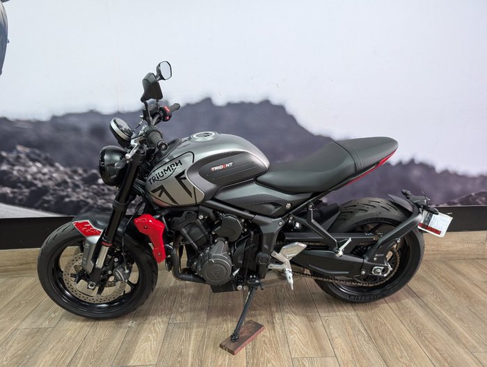 2023 Triumph TRIDENT 660 Black