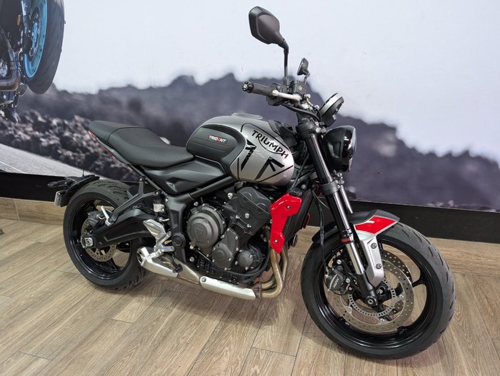 2023 Triumph TRIDENT 660 Black