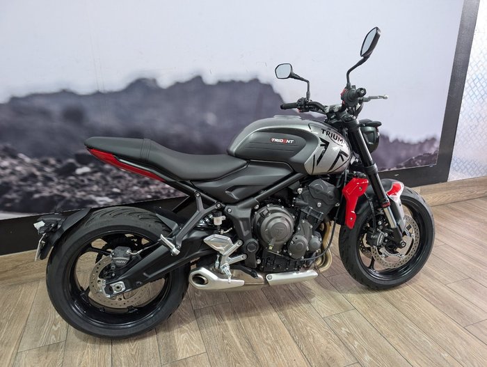 2023 Triumph TRIDENT 660 Black