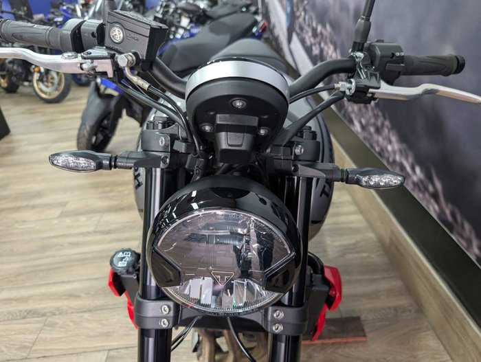 2023 Triumph TRIDENT 660 Black