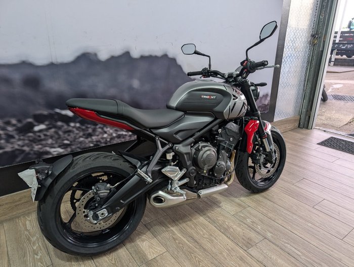 2023 Triumph TRIDENT 660 Black