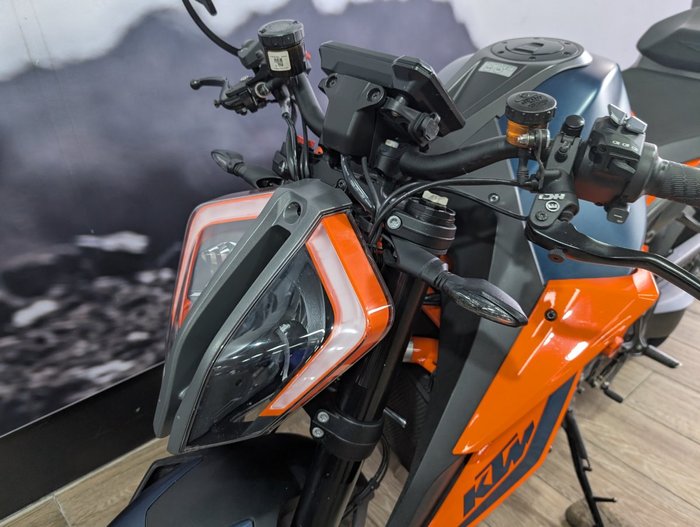 2021 Ktm 1290 SUPER DUKE R ORANGE