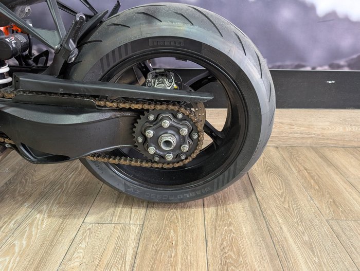 2021 Ktm 1290 SUPER DUKE R ORANGE