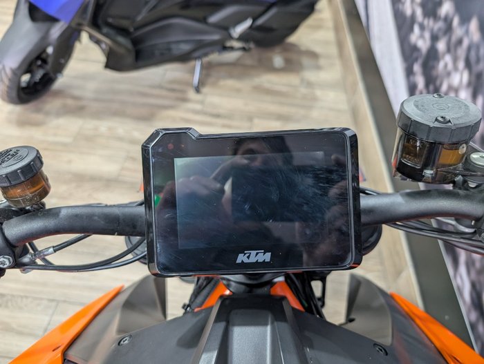 2021 Ktm 1290 SUPER DUKE R ORANGE