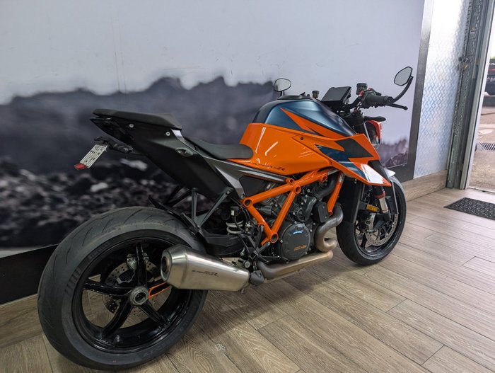 2021 Ktm 1290 SUPER DUKE R ORANGE