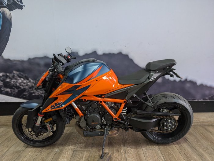 2021 Ktm 1290 SUPER DUKE R ORANGE