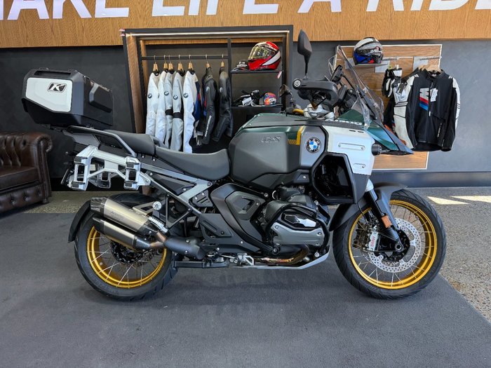 2025 BMW Motorrad R 1300 GS ADVENTURE OPTION 719 Aurelius Green Metallic Matt