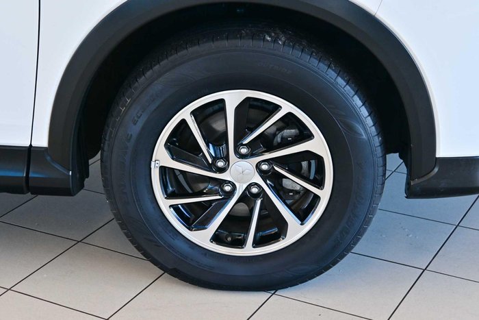 2025 Mitsubishi Eclipse Cross ES