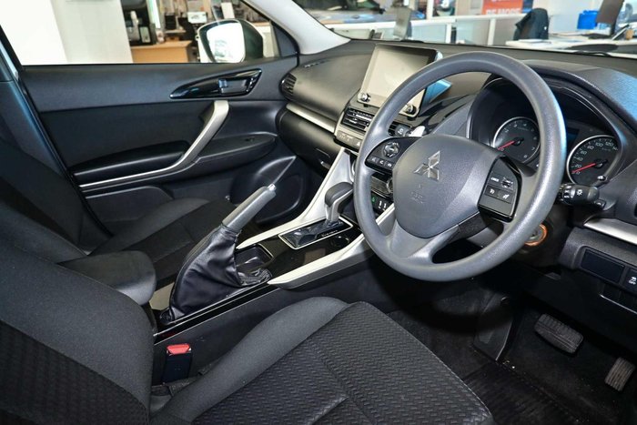 2025 Mitsubishi Eclipse Cross ES