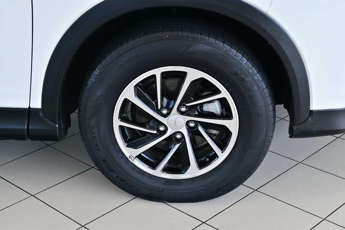 2025 Mitsubishi Eclipse Cross ES