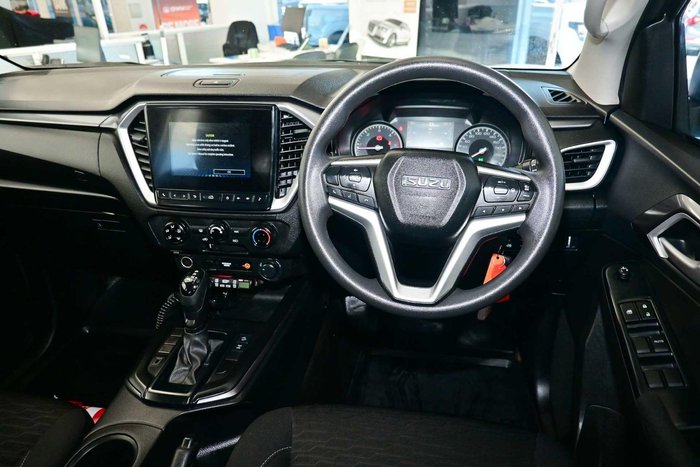 2022 Isuzu D-MAX LS-M