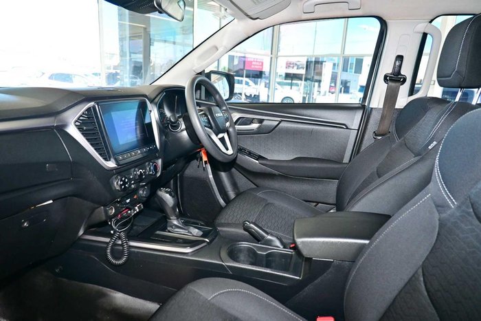 2022 Isuzu D-MAX LS-M