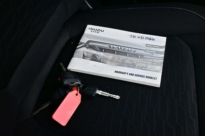 2022 Isuzu D-MAX LS-M