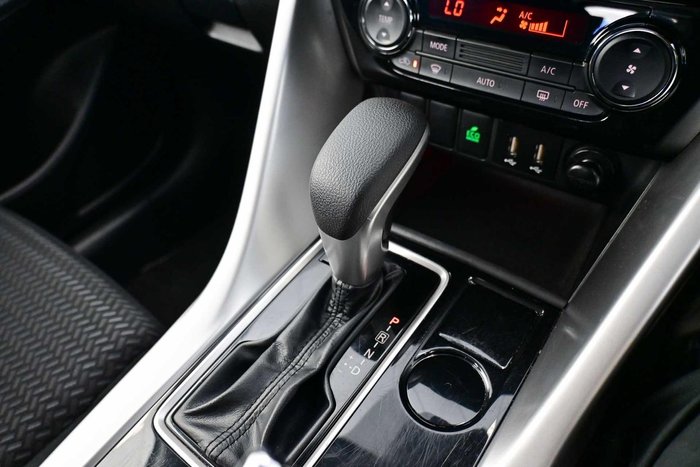 2025 Mitsubishi Eclipse Cross ES