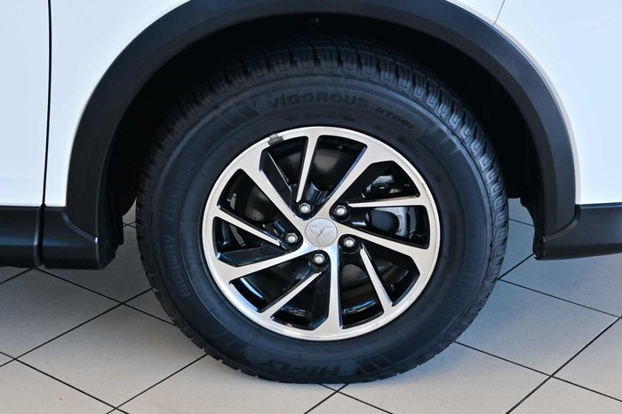 2025 Mitsubishi Eclipse Cross ES