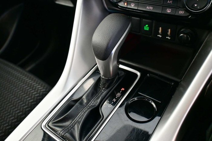 2025 Mitsubishi Eclipse Cross ES