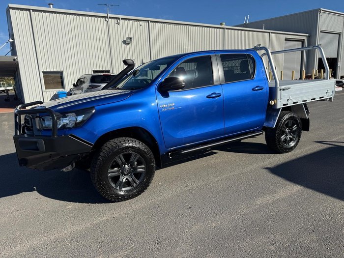 2023 Toyota Hilux SR
