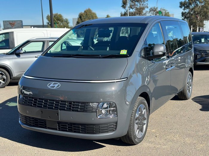 2026 Hyundai STARIA