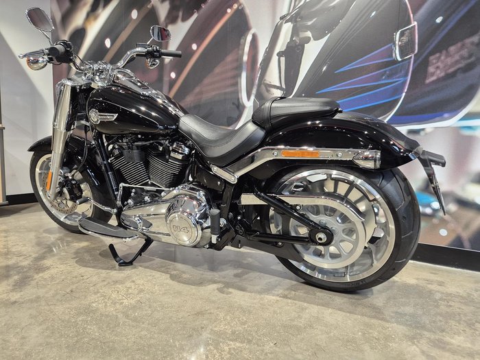 2023 Harley-Davidson Fat Boy 114 (FLFBS) Softail Black