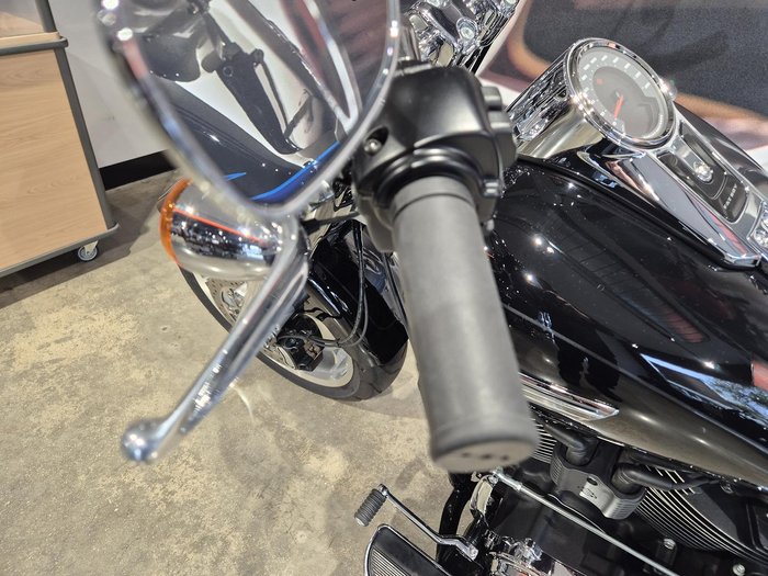 2023 Harley-Davidson Fat Boy 114 (FLFBS) Softail Black