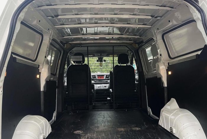 2022 LDV G10 +